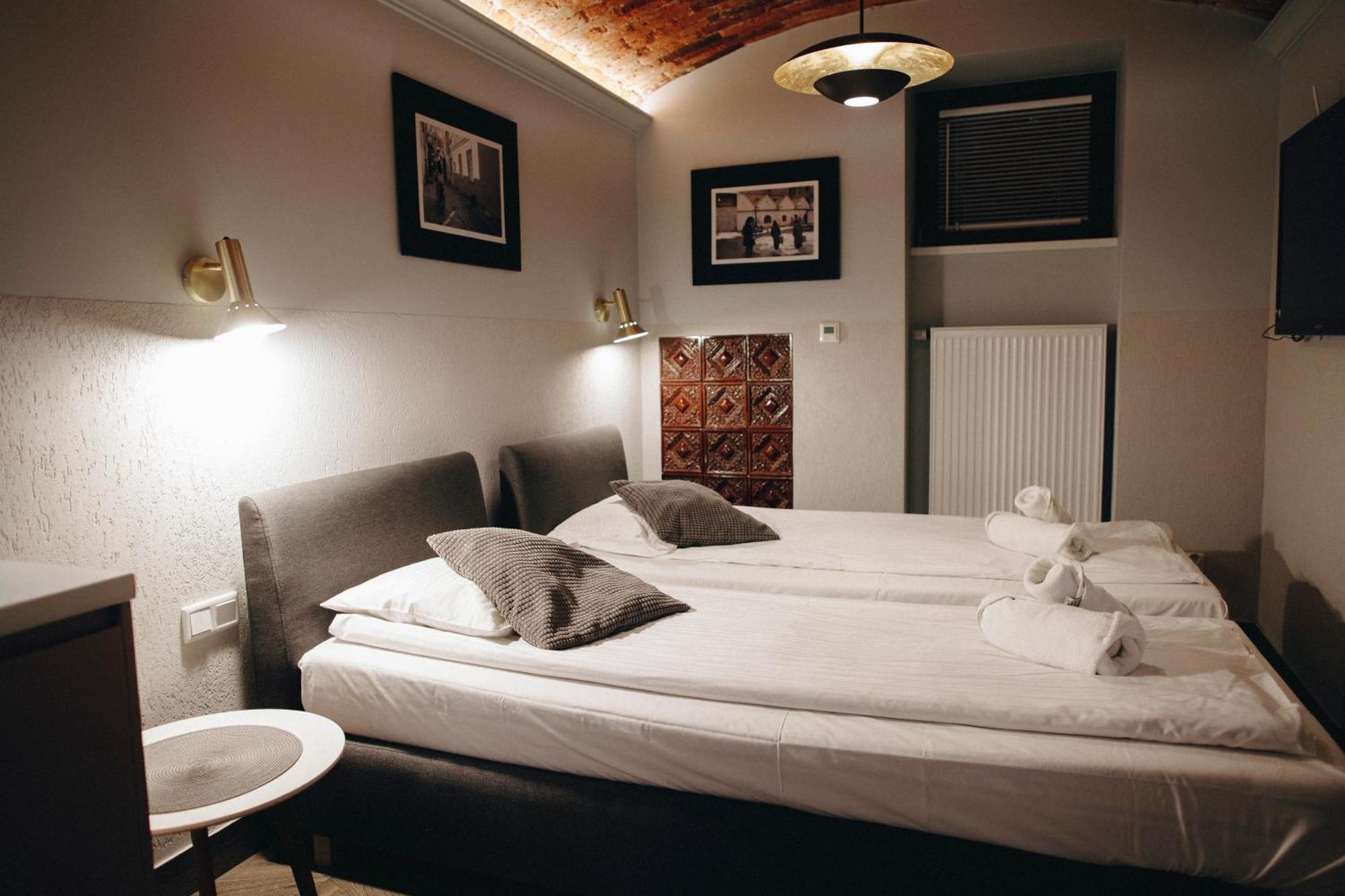 M2 Main Square Studio Краков Экстерьер фото